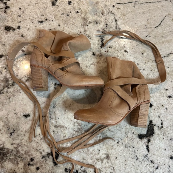 Free People Seven Wonders Wrap Around Ankle Tie Booties B117 - Picture 5 of 11